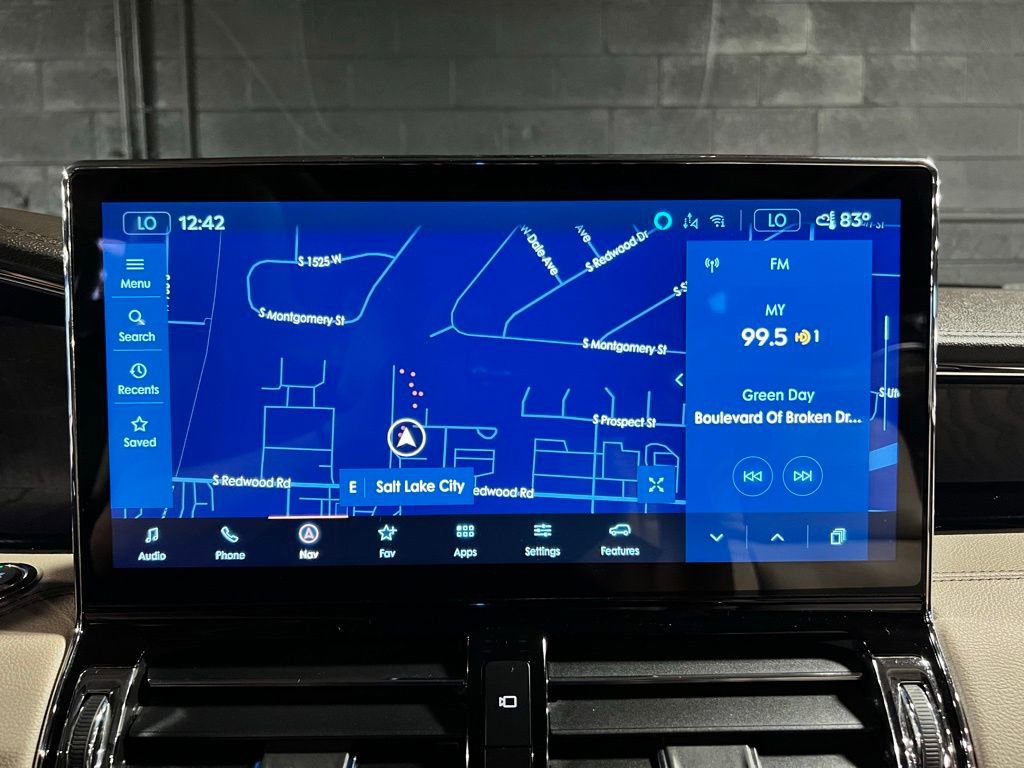 Used 2024 Lincoln Navigator Reserve image 9