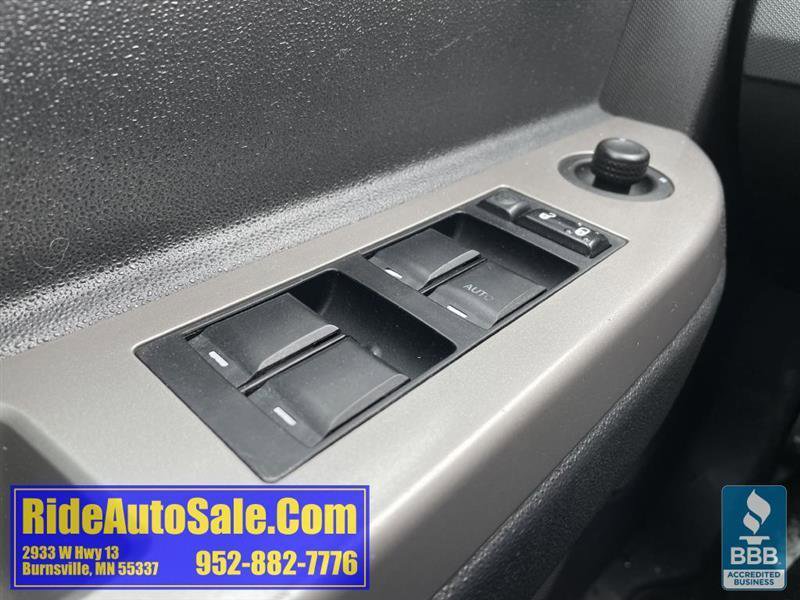 Used 2009 Chrysler Sebring Touring w/ Electronics Convenience Group image 30