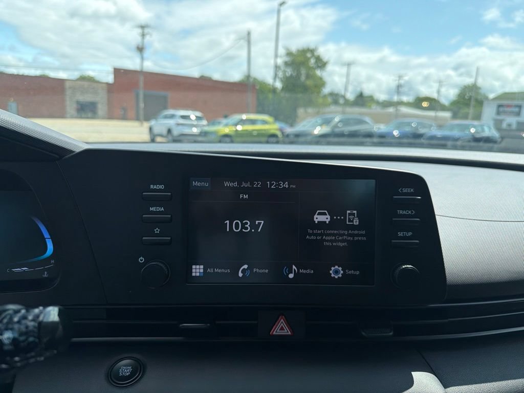 Certified 2025 Hyundai Elantra Sport FWD image 19
