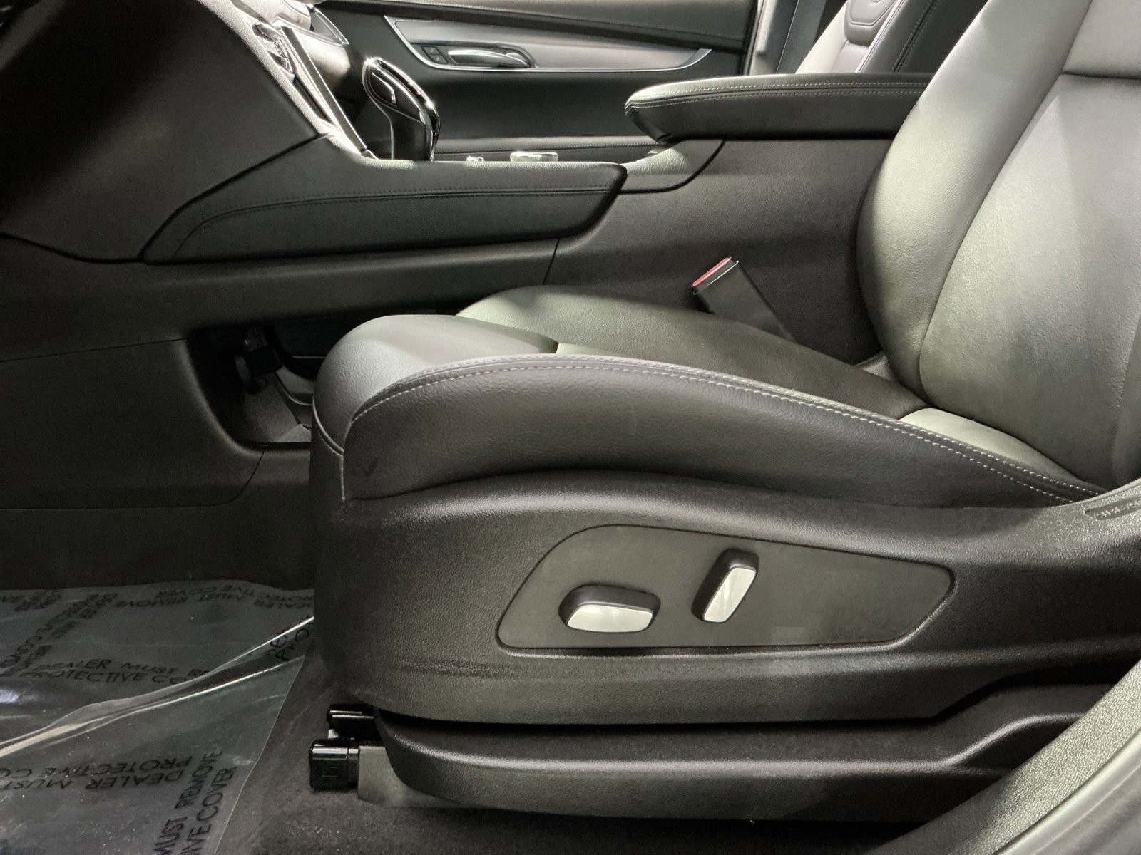 Used 2023 Cadillac XT5 Luxury image 22