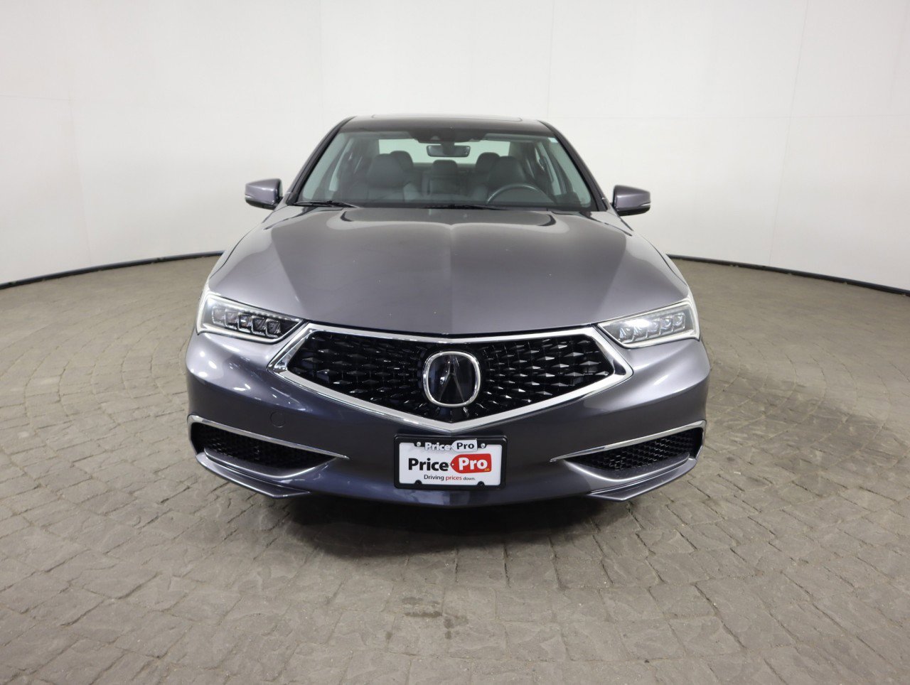 Used 2020 Acura TLX V6 SH-AWD image 2