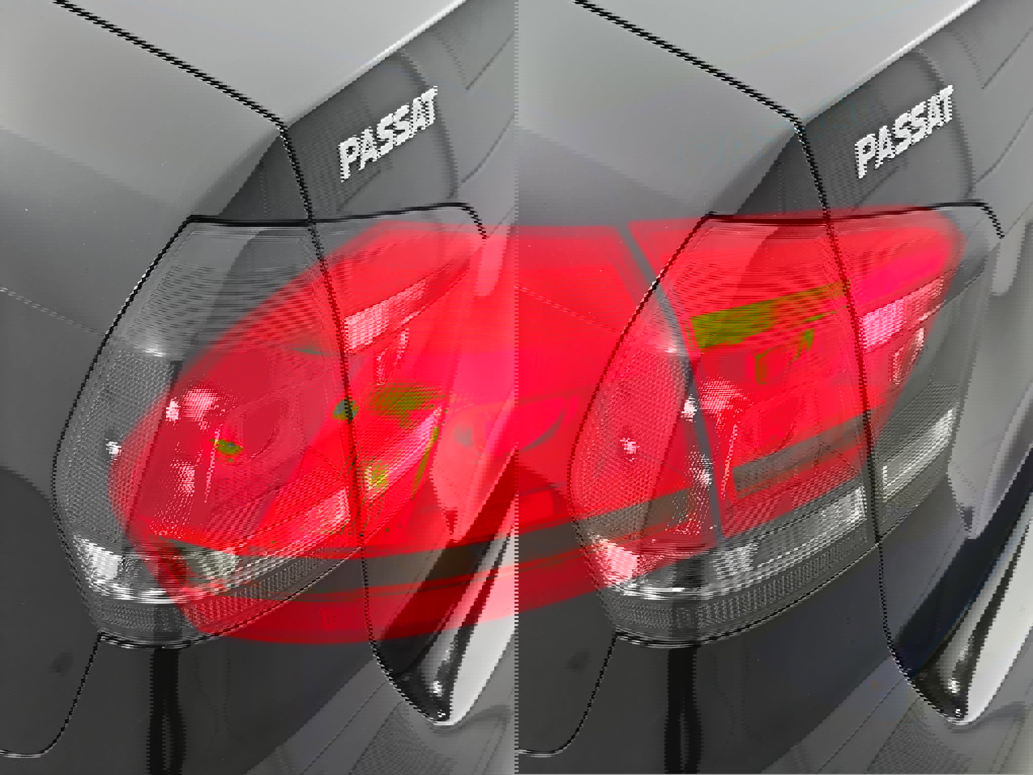 Used 2014 Volkswagen Passat 1.8T SE image 32