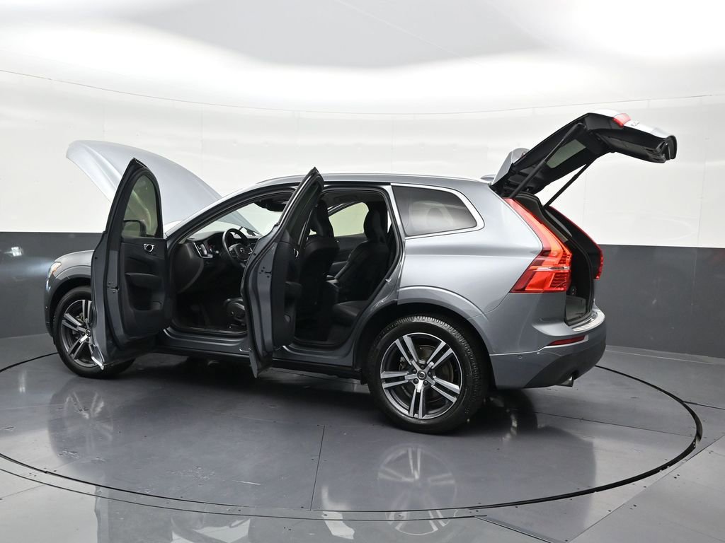Used 2019 Volvo XC60 T8 Momentum w/ Premium Package image 33