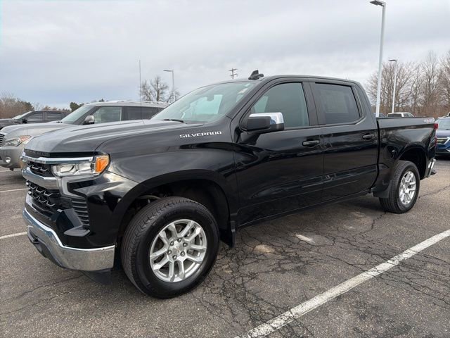 Used 2022 Chevrolet Silverado 1500 LT image 9