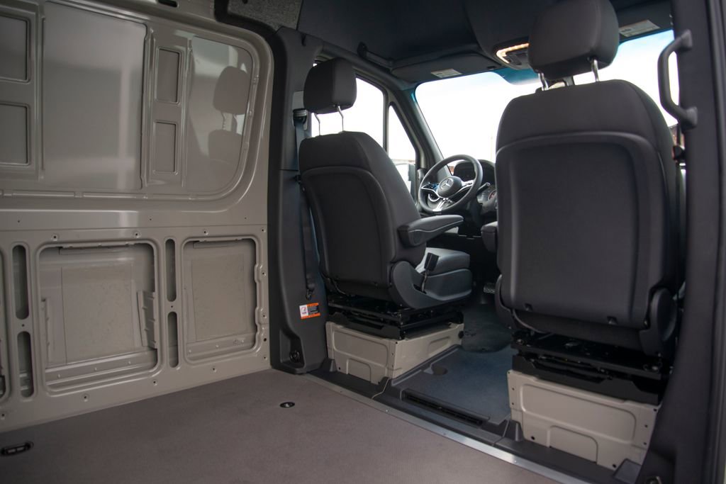 New 2026 Mercedes-Benz Sprinter 2500 image 19