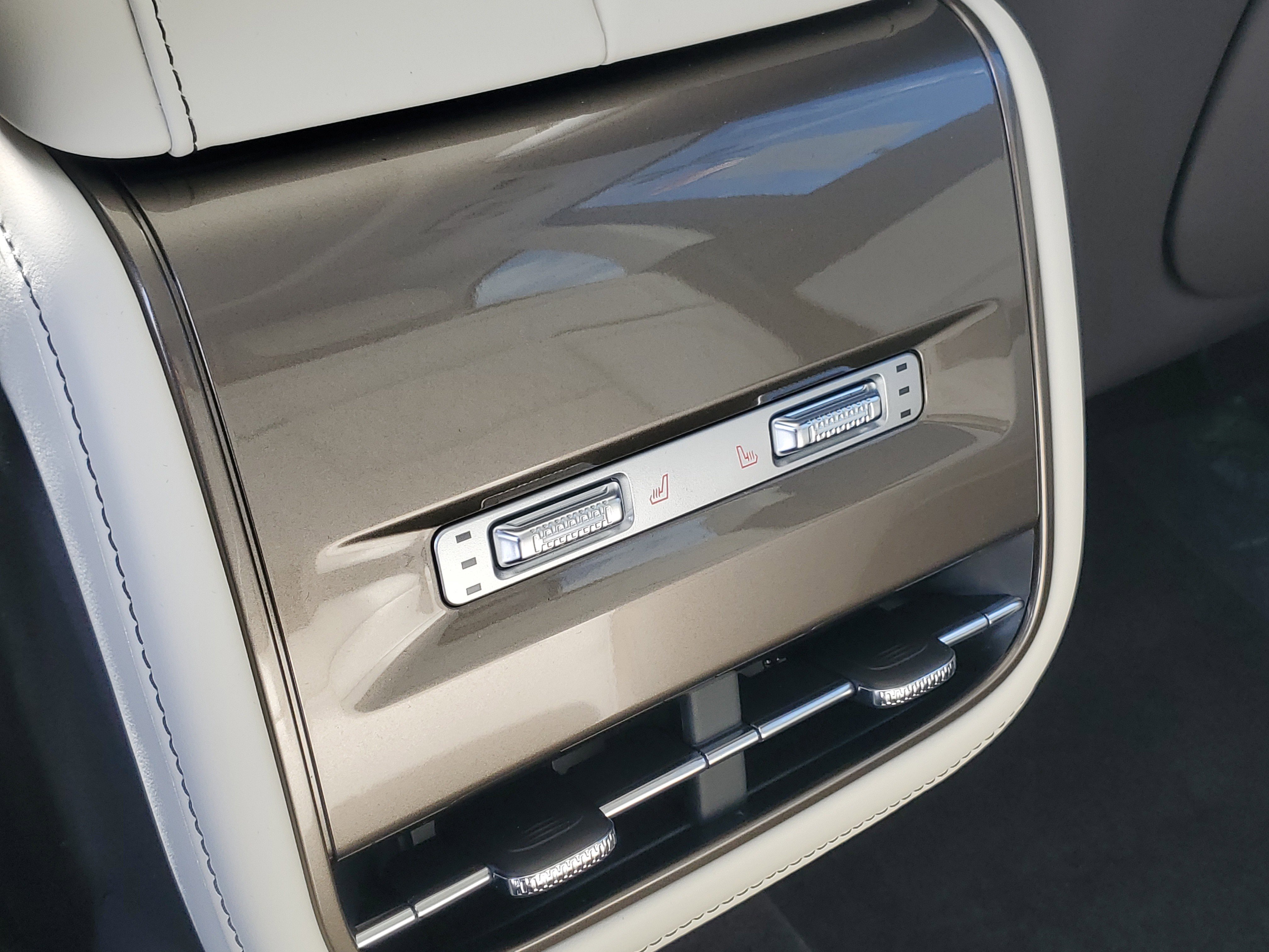 New 2026 Lincoln Nautilus Black Label w/ Jet Appearance Package image 29