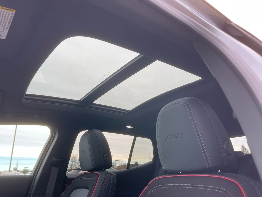 New 2026 Chevrolet Equinox EV RS image 16