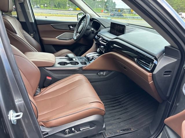 Used 2024 Acura MDX SH-AWD w/ Advance Package image 16