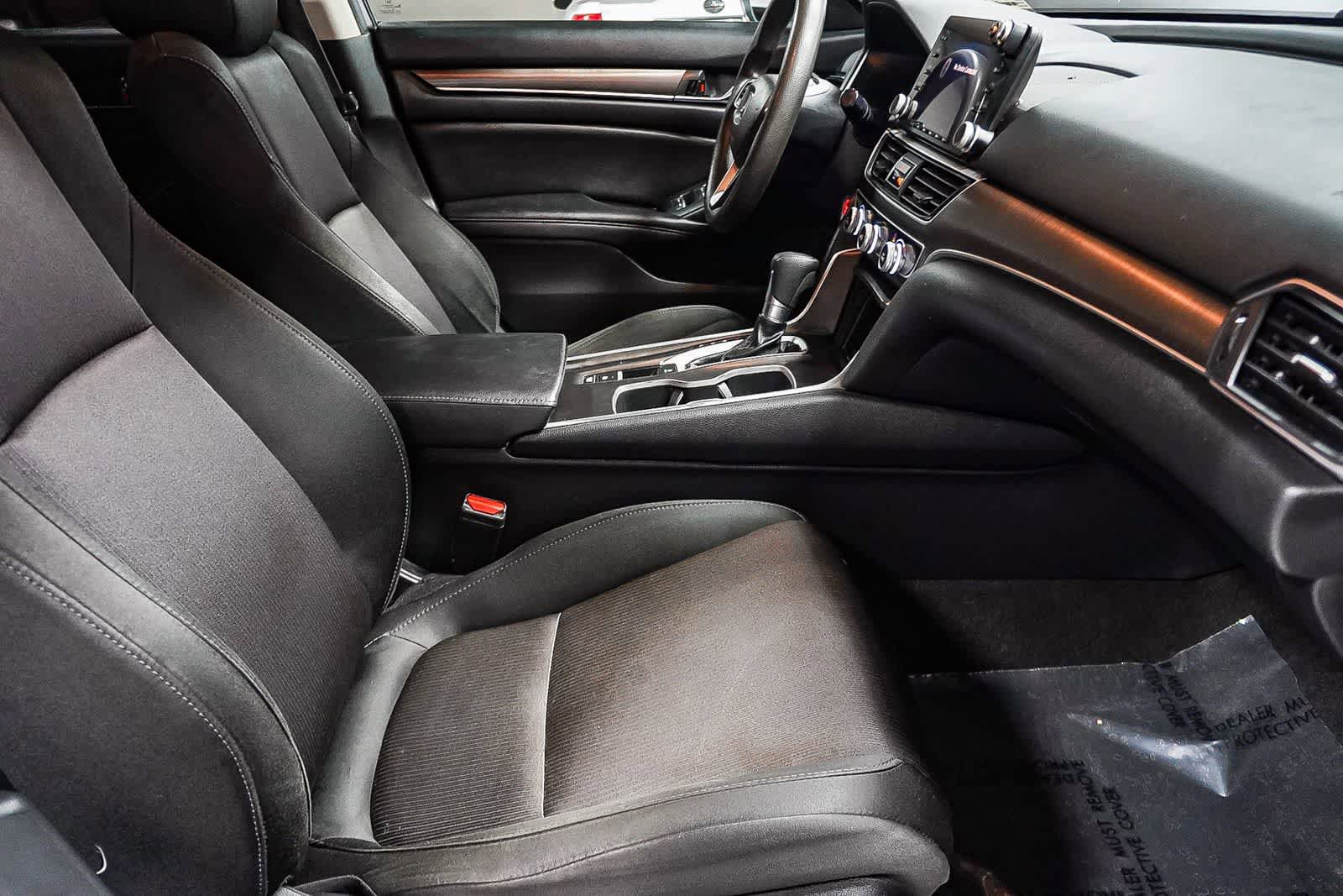 Used 2019 Honda Accord LX image 18