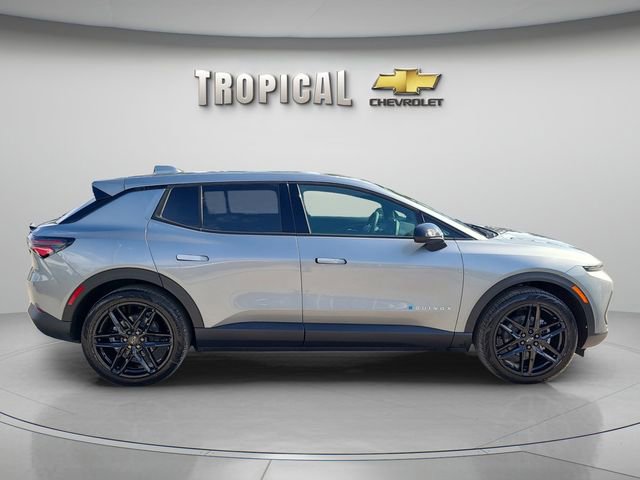 New 2026 Chevrolet Equinox EV LT image 6