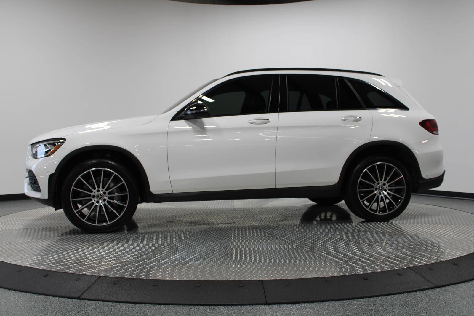Used 2022 Mercedes-Benz GLC 300 4MATIC image 7