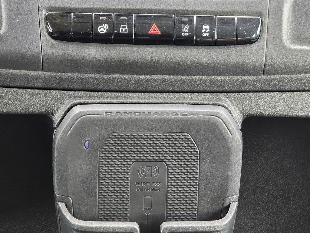 Used 2024 RAM ProMaster 3500 w/ Delivery Van Package image 41