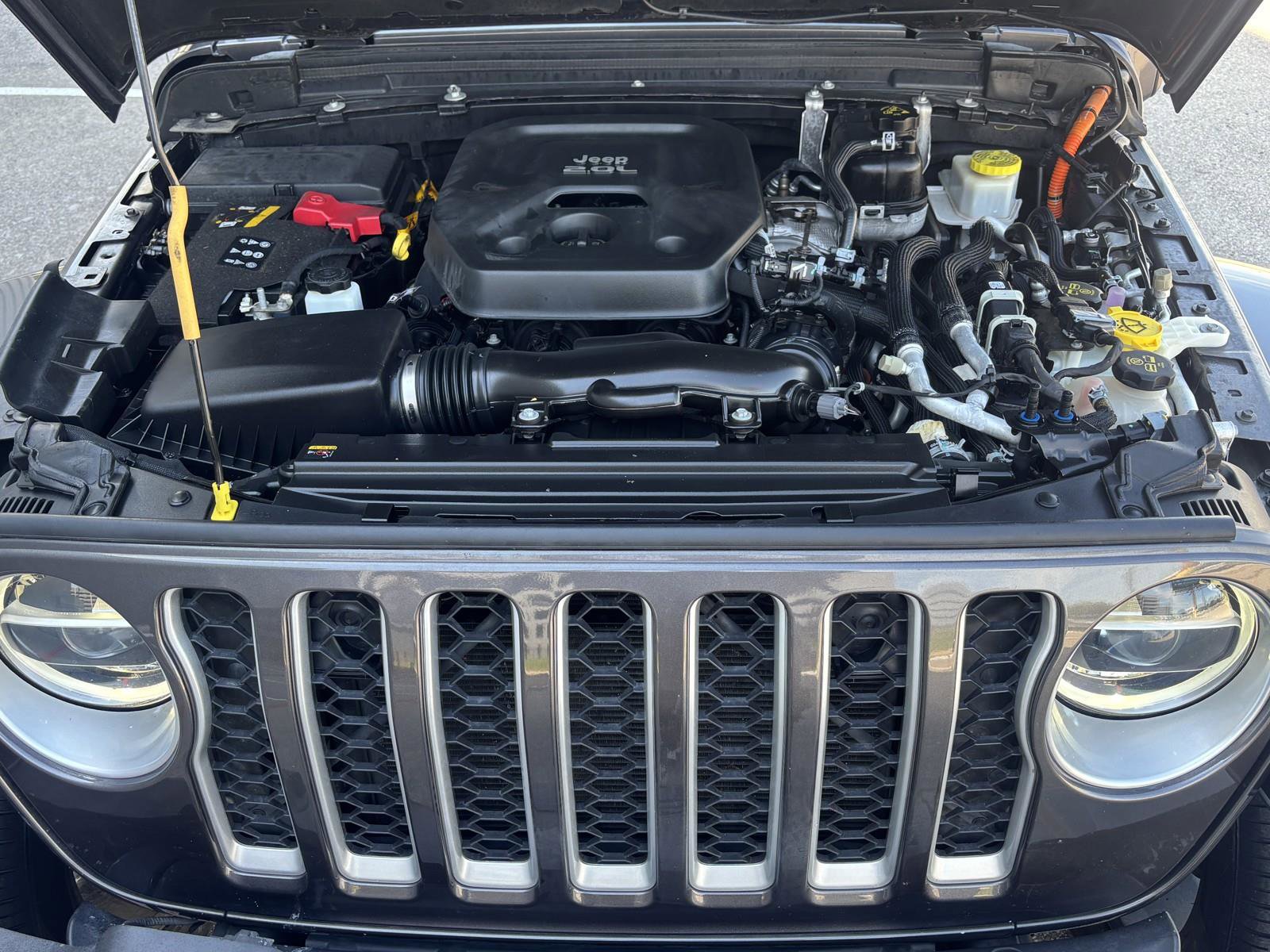 Used 2021 Jeep Wrangler Unlimited Sahara w/ Safety Group image 39