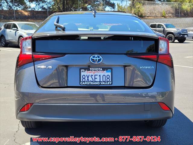 Certified 2022 Toyota Prius LE FWD image 3