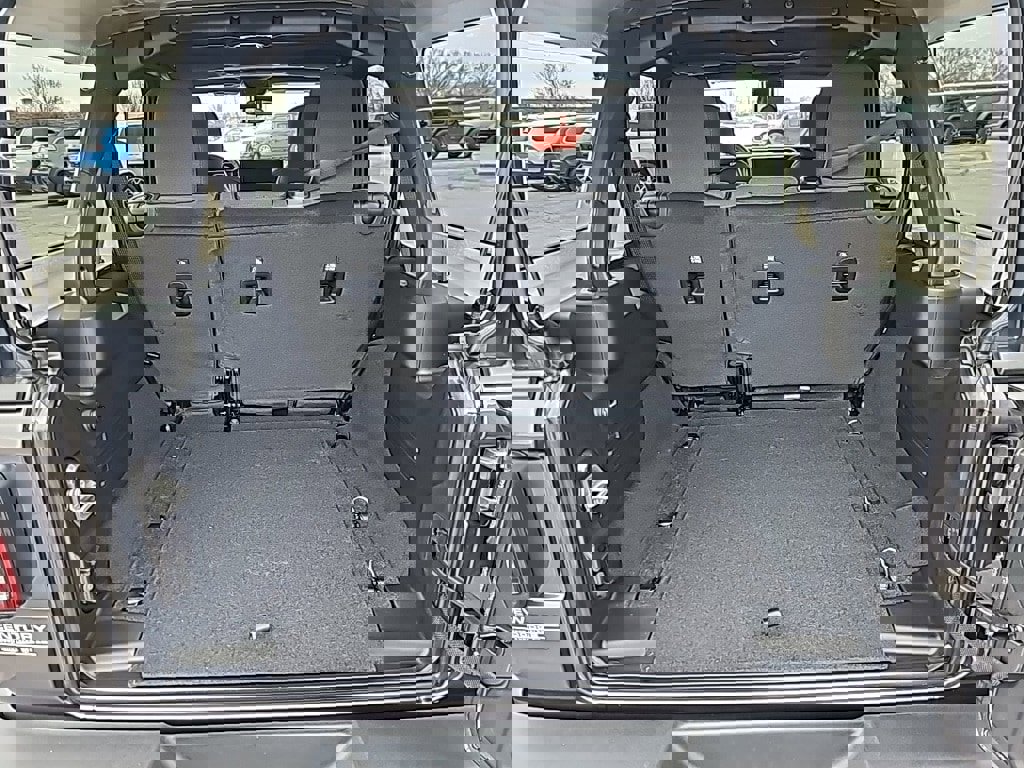 New 2025 Jeep Wrangler Unlimited Sport image 20