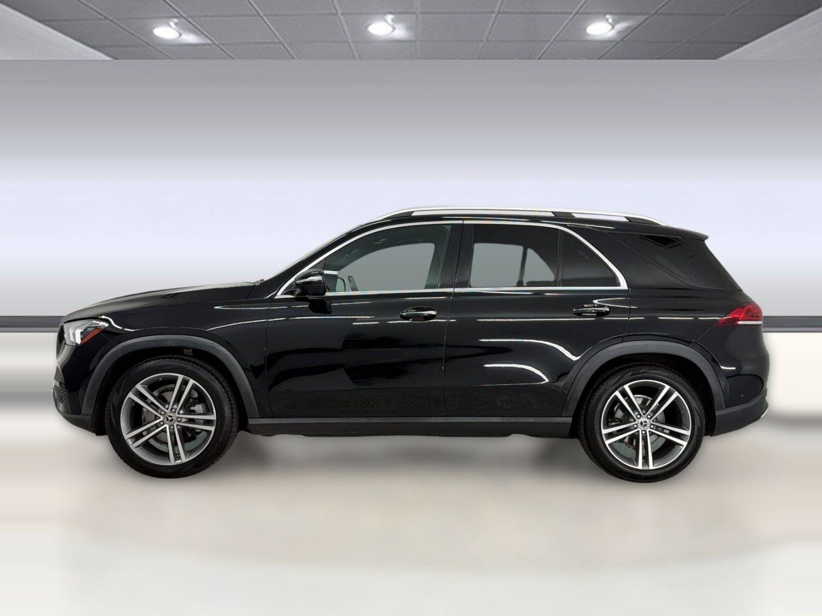 Used 2022 Mercedes-Benz GLE 350 image 2