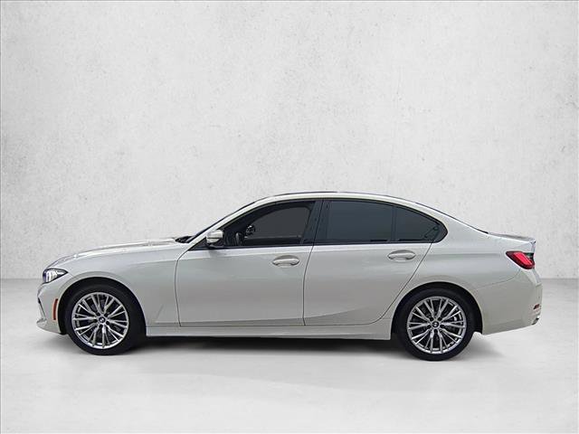 Used 2023 BMW 330i Sedan w/ Premium Package image 2