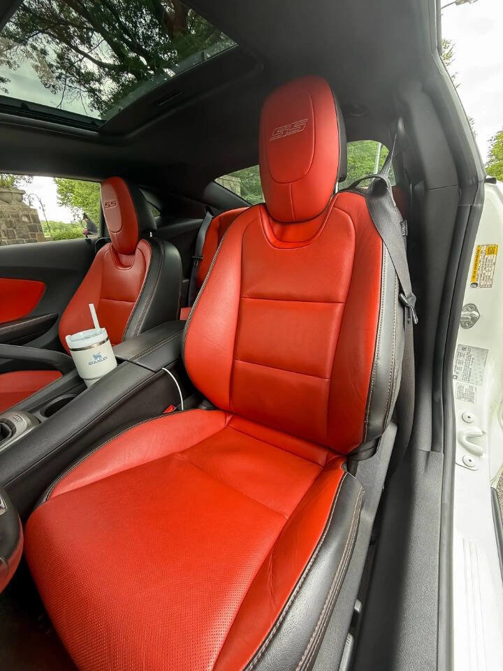 Used 2014 Chevrolet Camaro SS w/ RS Package image 12
