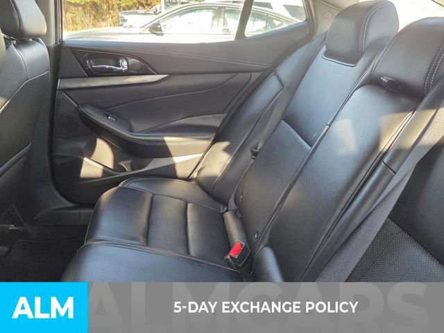 Used 2023 Nissan Maxima SL image 3