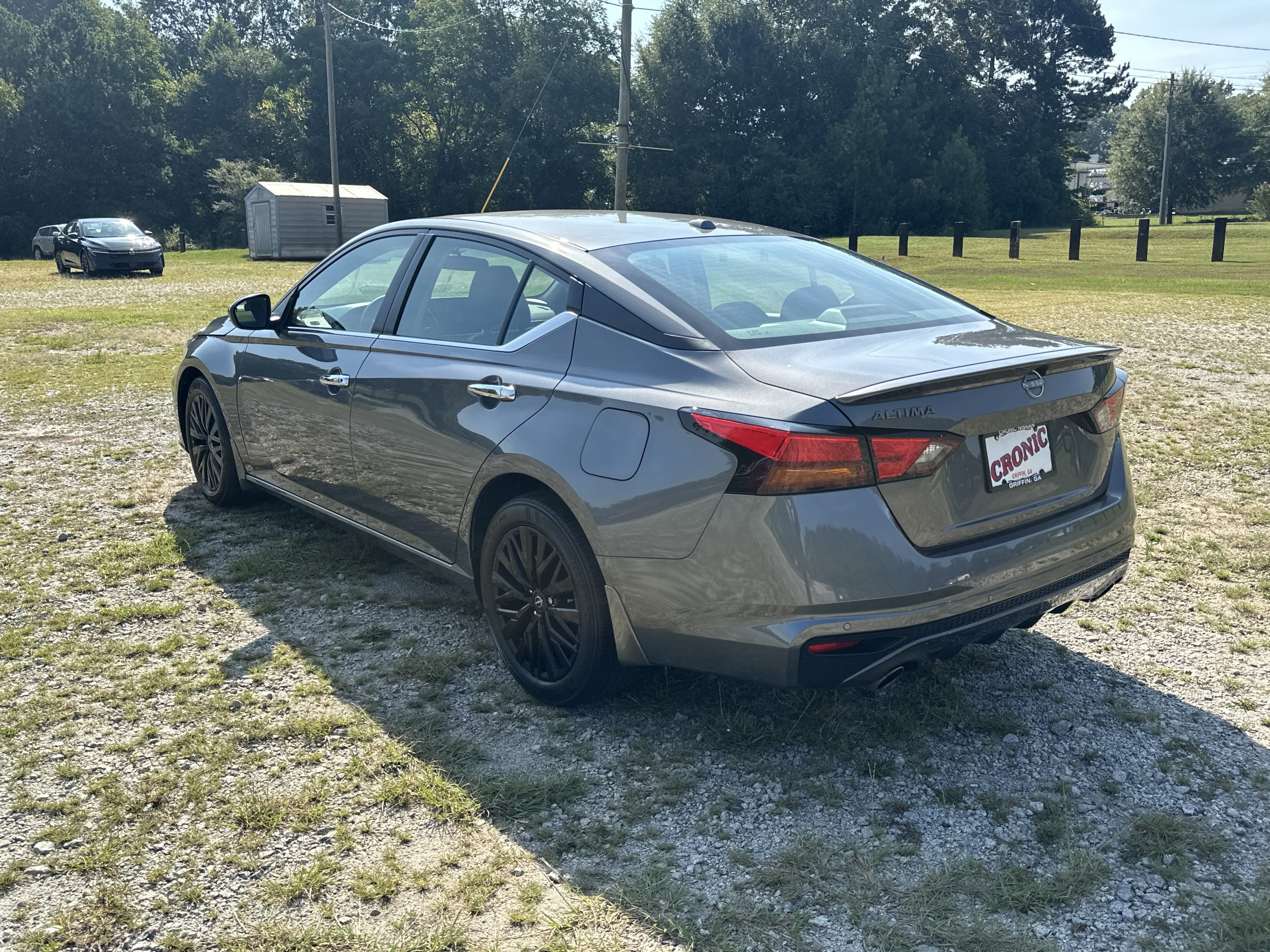 Used 2025 Nissan Altima 2.5 SV w/ SV Special Edition Package FWD image 7