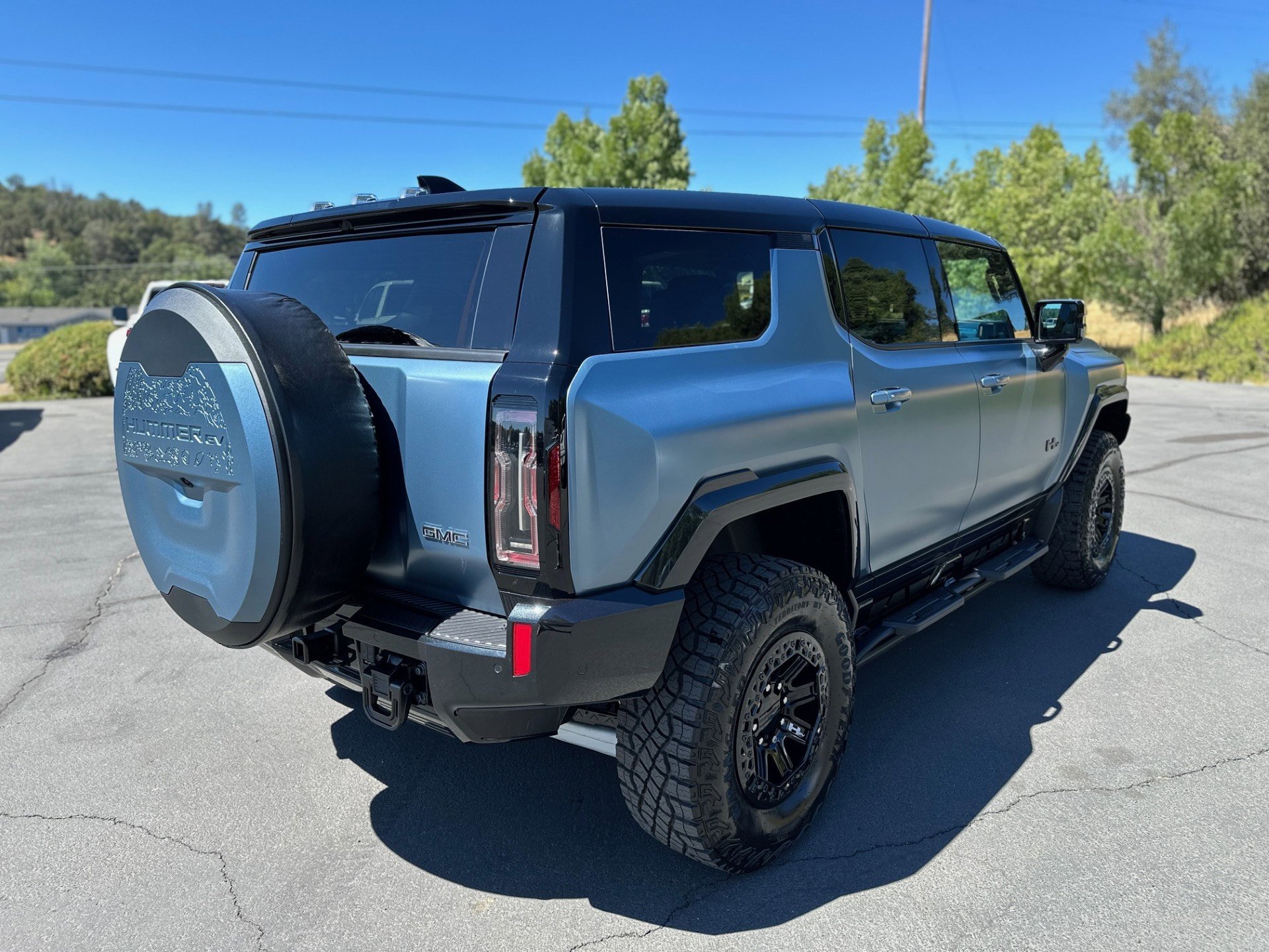 Used 2024 GMC Hummer EV 3X w/ Omega Edition AWD/4WD image 5