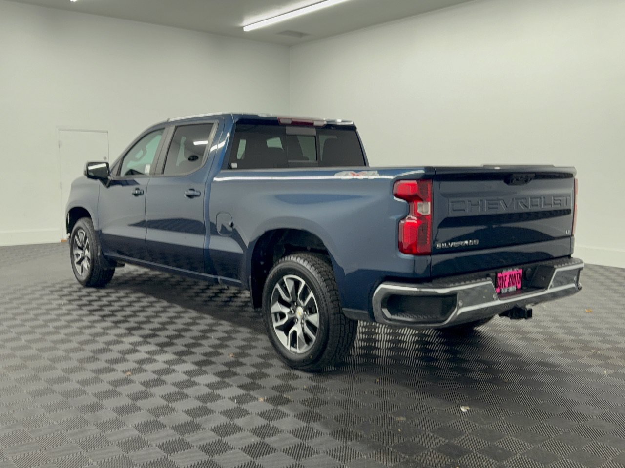 Used 2022 Chevrolet Silverado 1500 LT w/ All Star Edition Plus AWD/4WD image 3