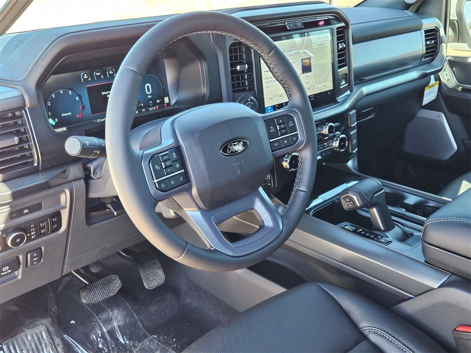 New 2025 Ford F150 Lariat w/ Equipment Group 502A High image 13