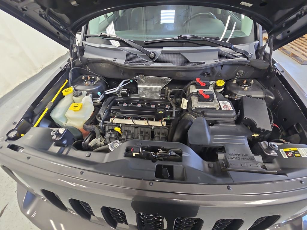 Used 2014 Jeep Patriot High Altitude FWD image 39