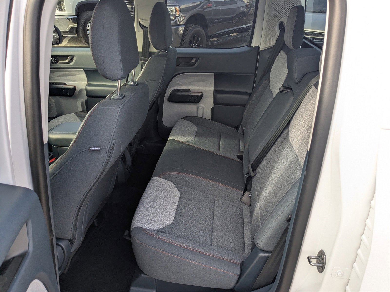 Used 2023 Ford Maverick XLT image 14