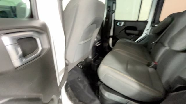 Used 2024 Jeep Wrangler Unlimited AWD/4WD image 19