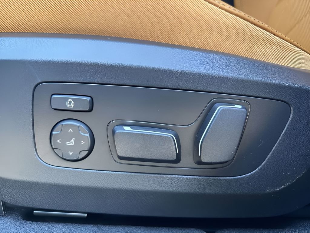 New 2026 BMW X3 xDrive30 w/ Premium Package image 16