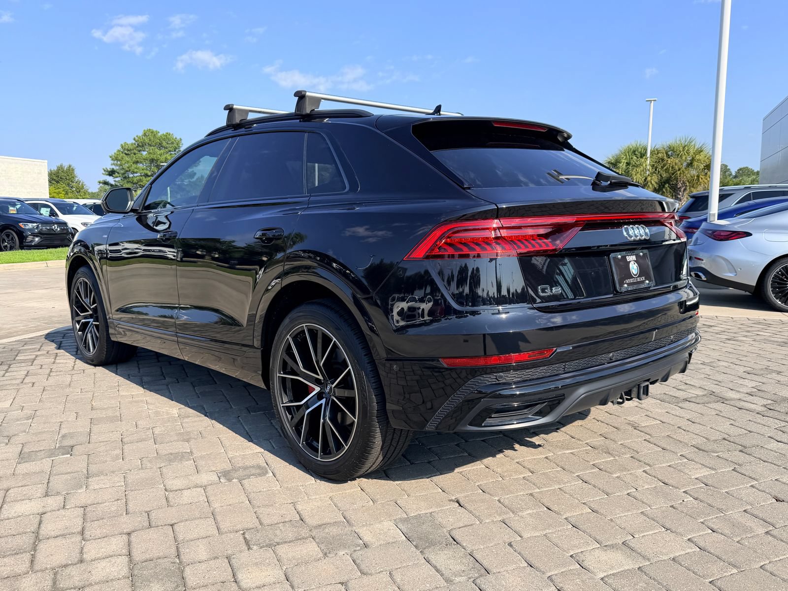 Used 2020 Audi Q8 Prestige w/ Prestige Package AWD/4WD image 11