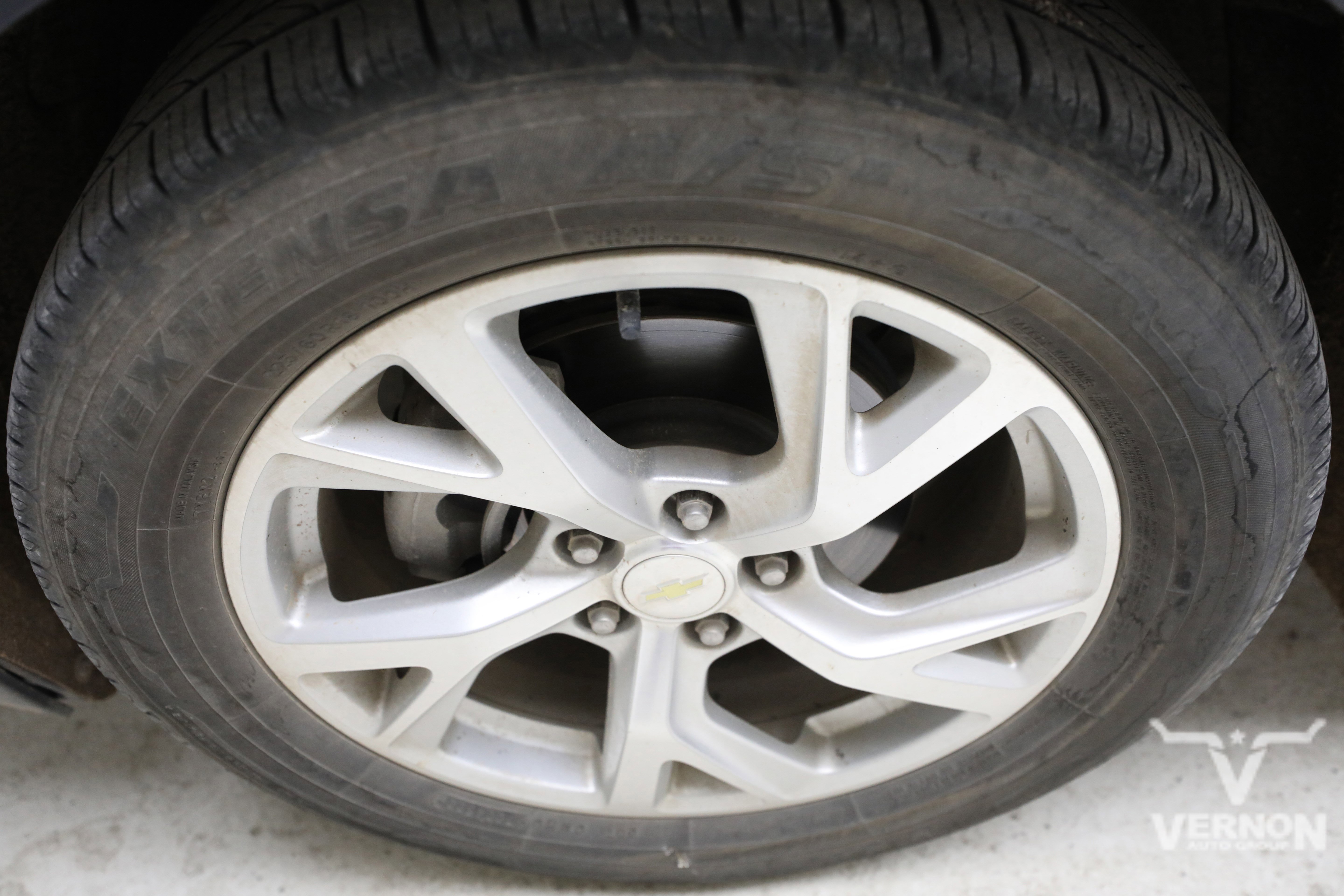 Used 2018 Chevrolet Equinox Premier FWD image 10