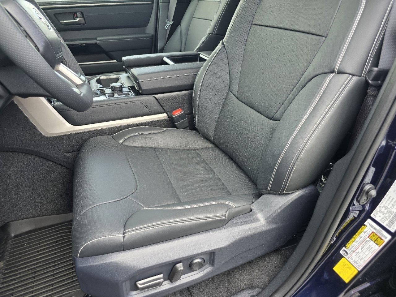 New 2026 Toyota Tundra Limited AWD/4WD image 23