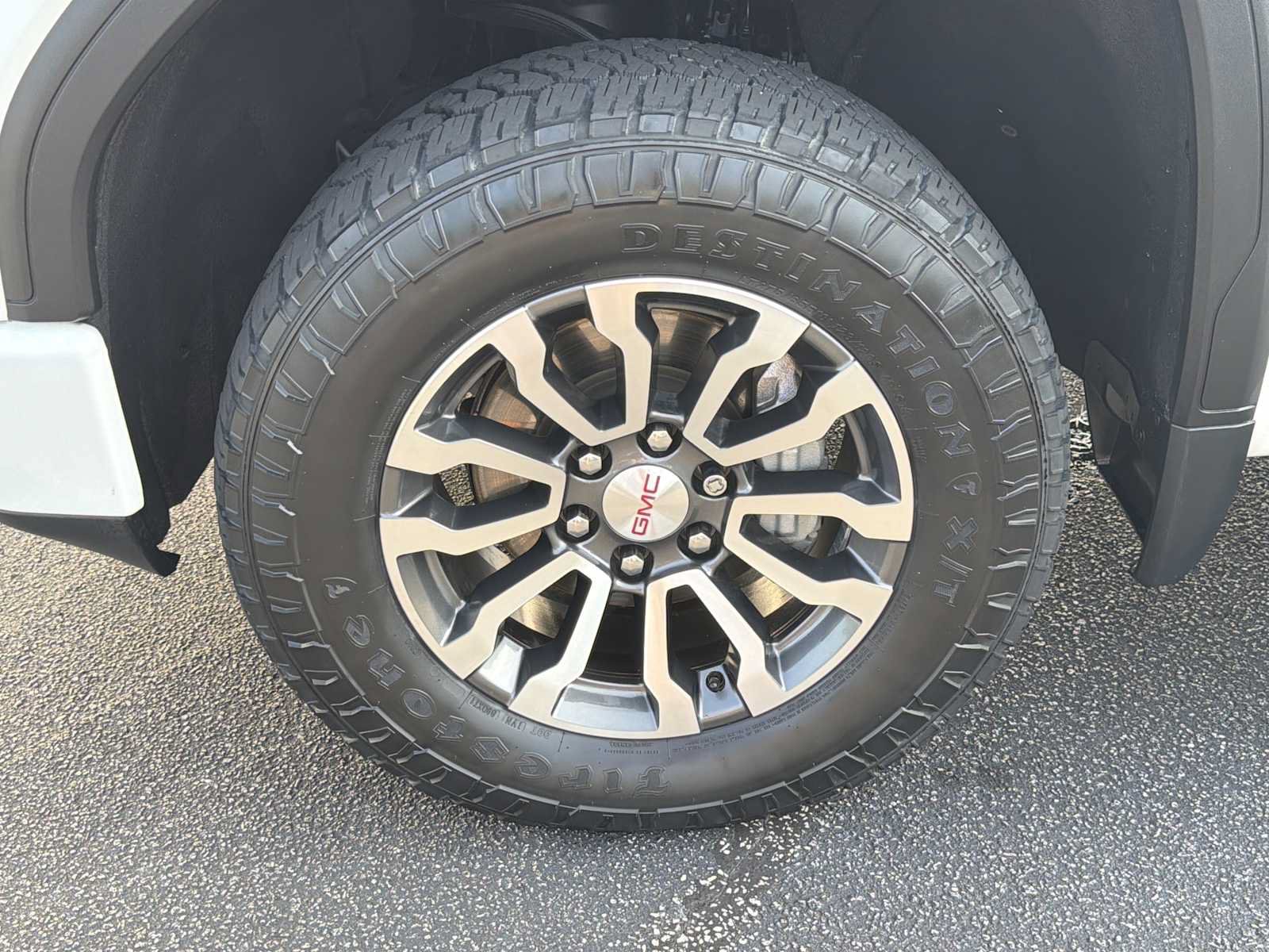 Used 2021 GMC Sierra 1500 AT4 w/ AT4 Premium Package AWD/4WD image 37