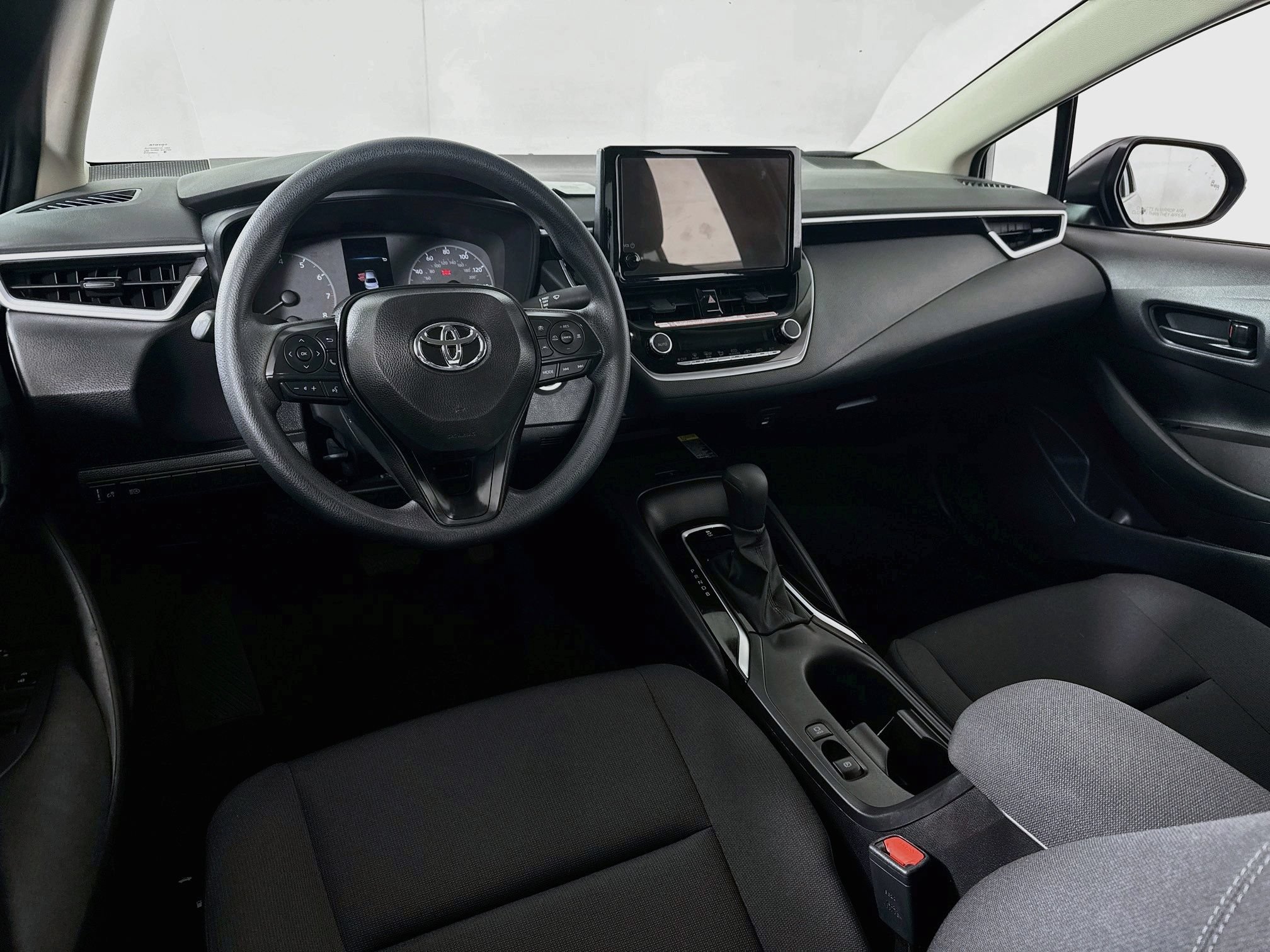 Certified 2025 Toyota Corolla LE w/ LE Premium Package FWD image 18