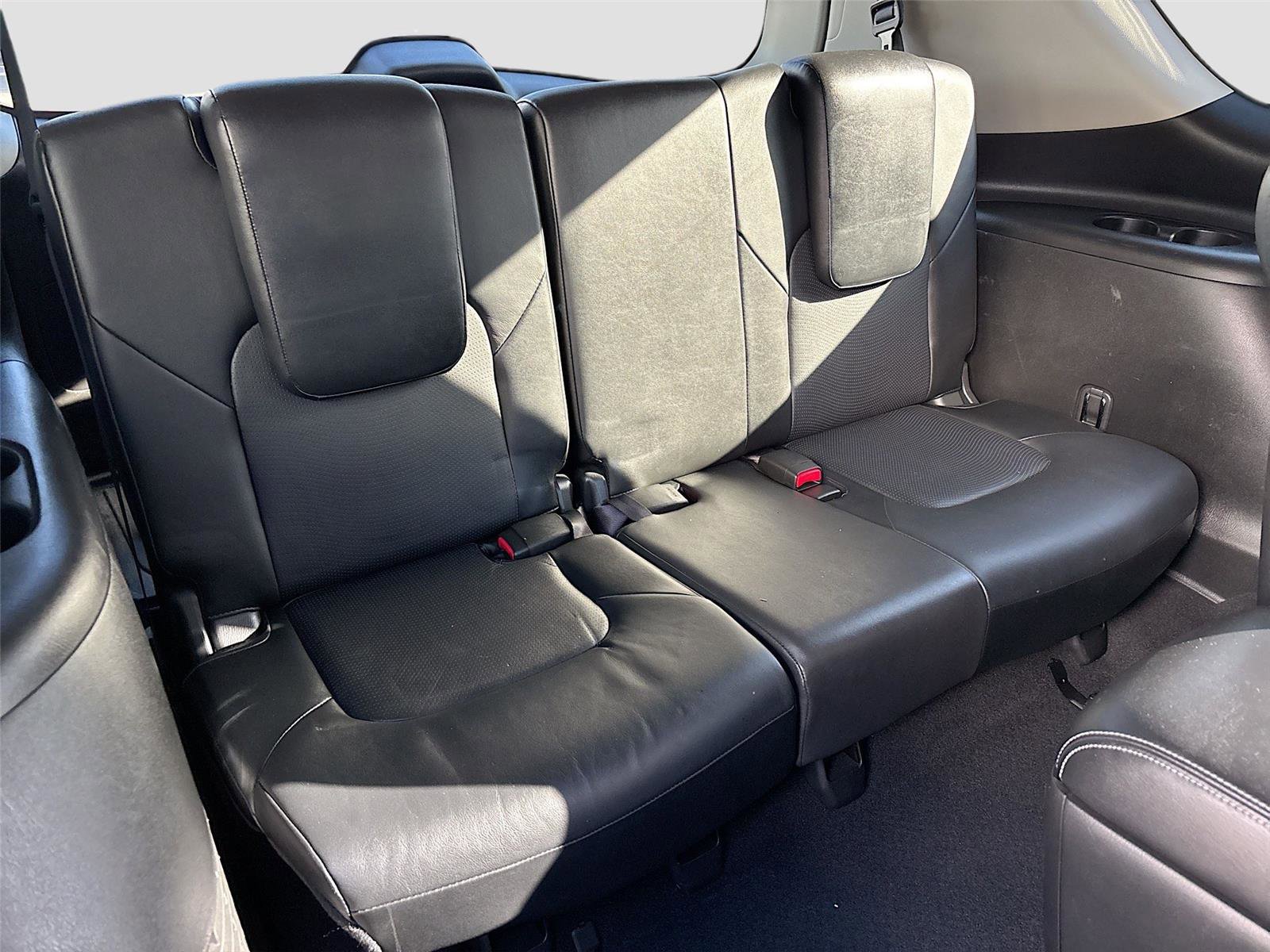 Used 2016 INFINITI QX80 Luxe w/ 22" Wheel Package image 29