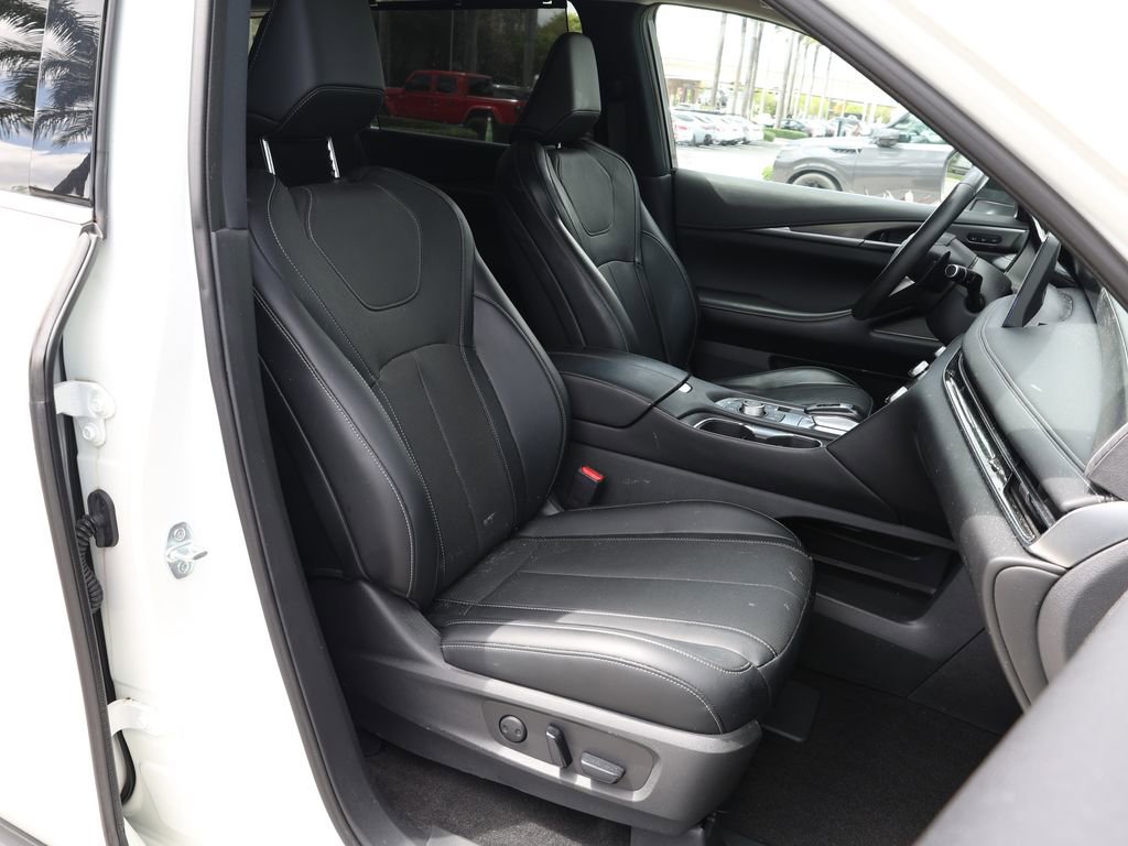 Certified 2023 INFINITI QX60 Luxe image 22