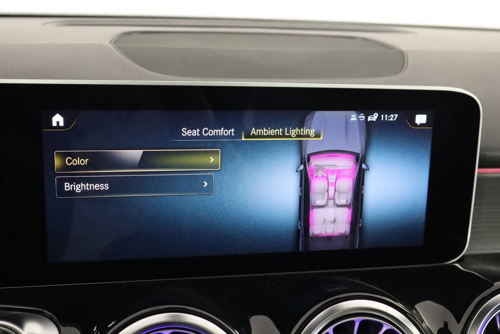Used 2021 Mercedes-Benz GLB 35 AMG 4MATIC image 36