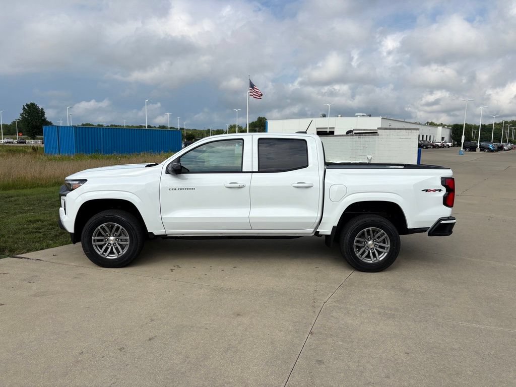 New 2026 Chevrolet Colorado LT w/ LT Convenience Package AWD/4WD image 6