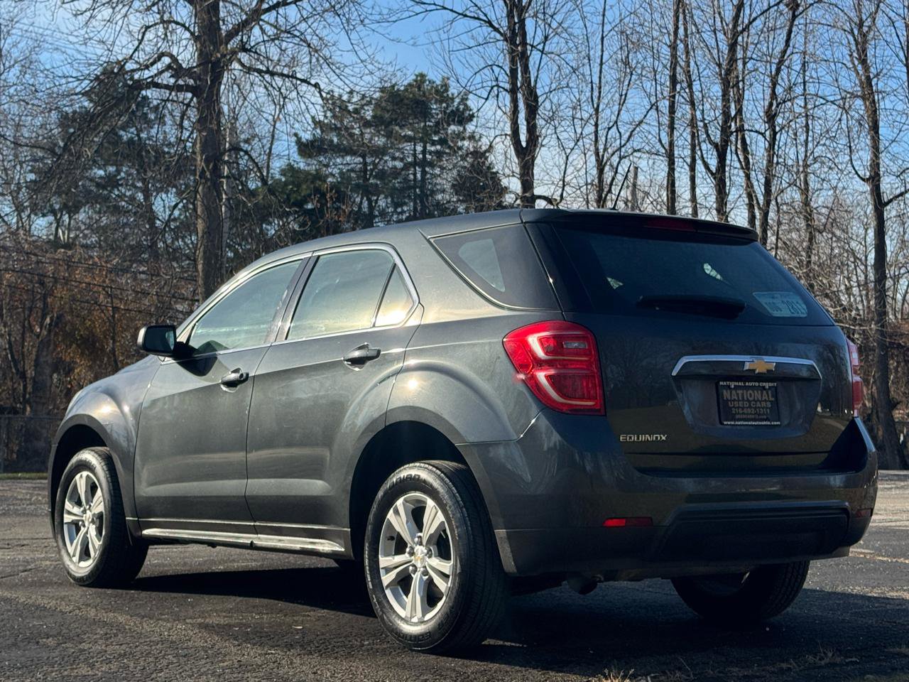 Used 2017 Chevrolet Equinox LS FWD image 6