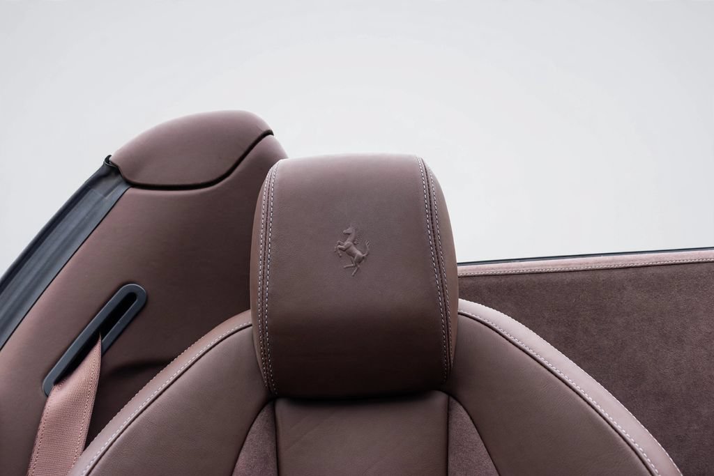 Used 2013 Ferrari 458 Spider RWD image 54