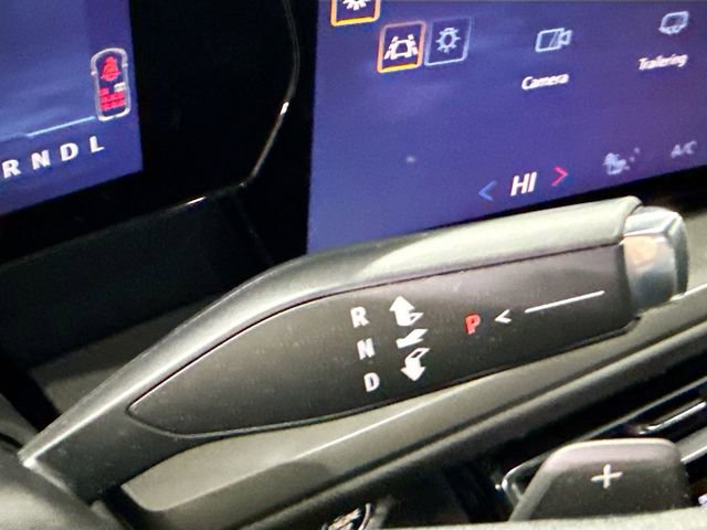 Used 2026 Chevrolet Traverse LT w/ Driver Confidence Package image 16