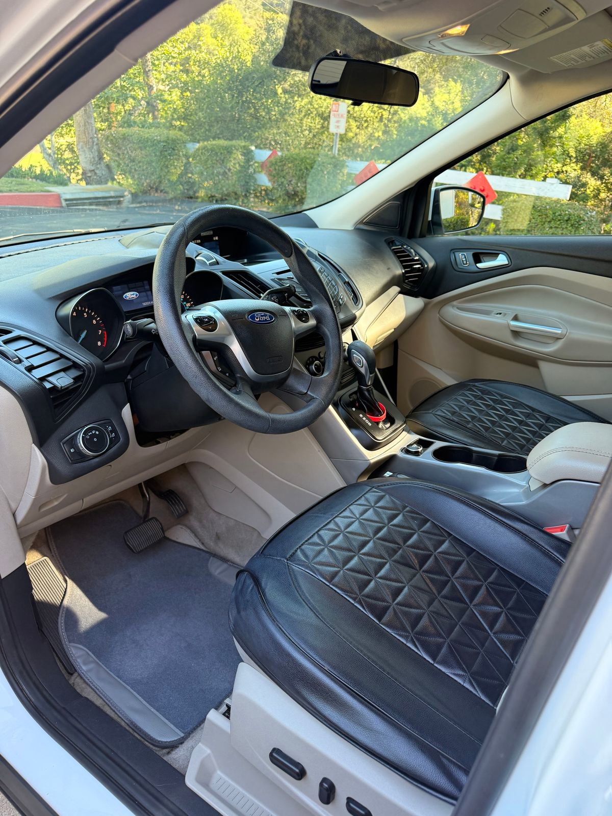Used 2015 Ford Escape SE FWD image 19
