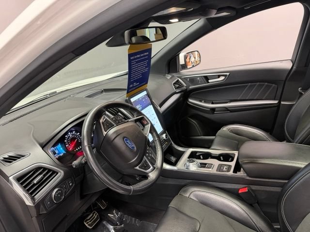 Used 2022 Ford Edge ST w/ Equipment Group 401A AWD/4WD image 18