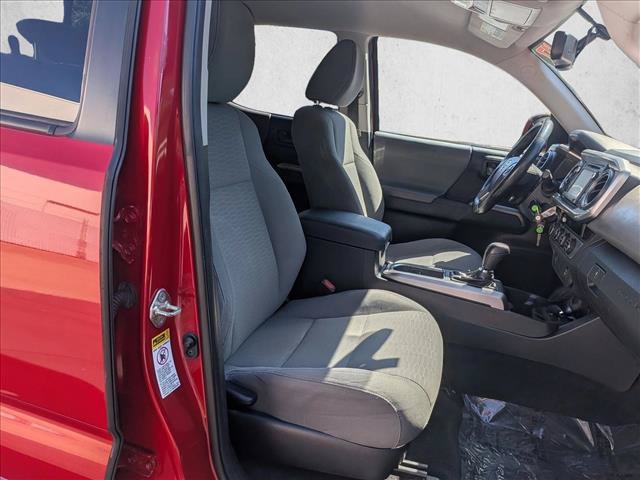 Used 2017 Toyota Tacoma SR5 AWD/4WD image 19