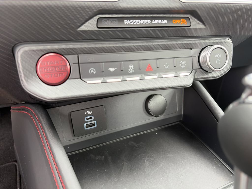 Used 2025 Ford Mustang Premium RWD image 25