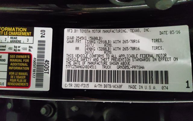 Used 2016 Toyota Tacoma TRD Off-Road image 41