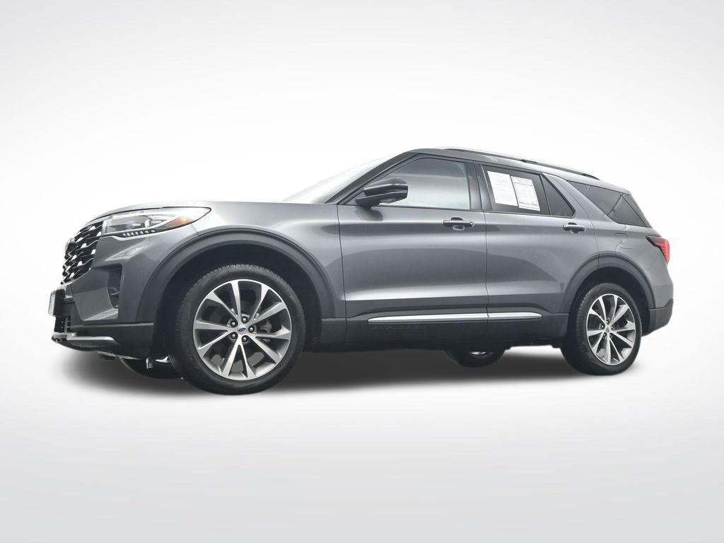 Used 2025 Ford Explorer Platinum w/ Ultimate Package image 32