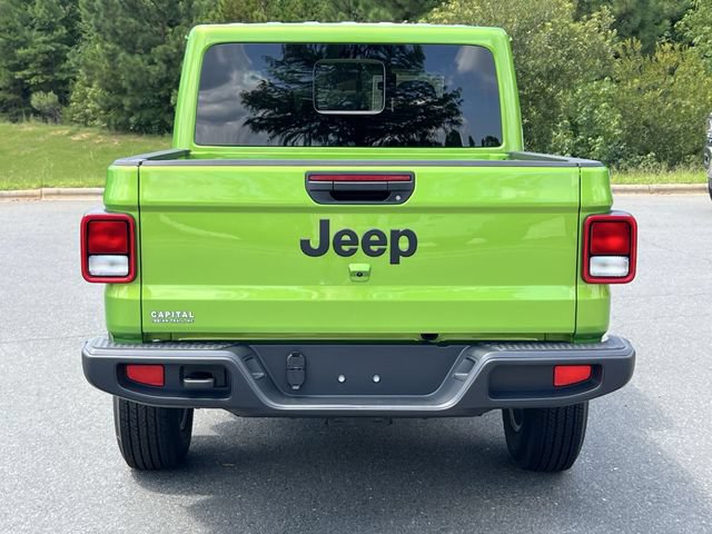 New 2025 Jeep Gladiator Sport AWD/4WD image 12